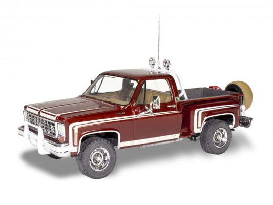 Revell 1976 Chevy Sport Stepside Pickup 4X4 (RMX854486)