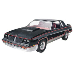 Revell 1/25 '83 Hurst Oldsmobile (RMX854317)